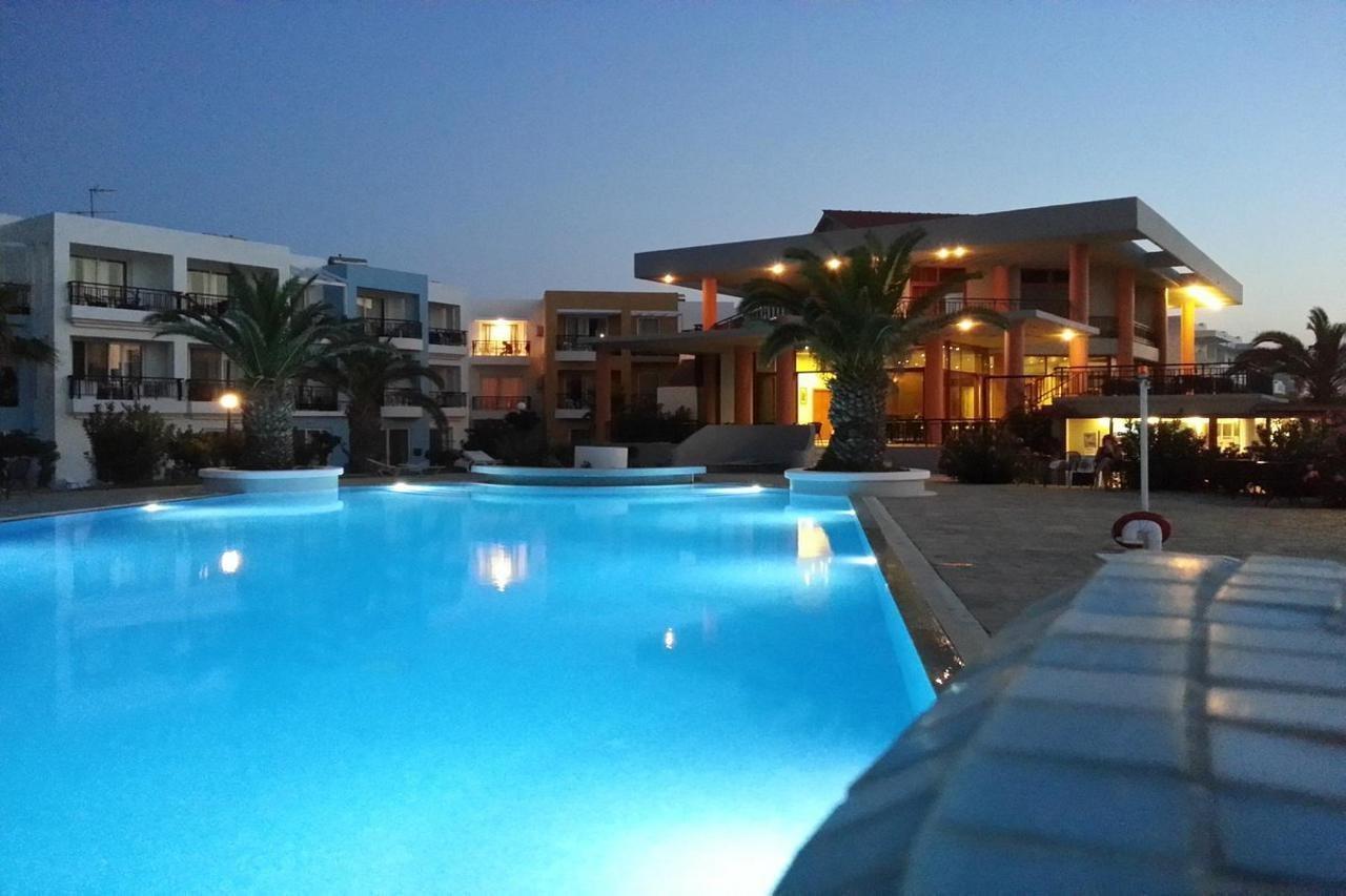 Stella Maris Hotel Marmari  Buitenkant foto